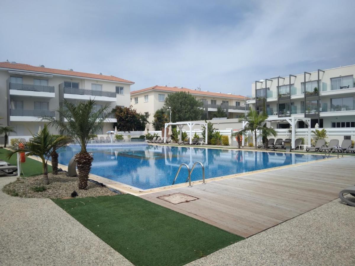 Sweet Retreat Paralimni Exterior foto